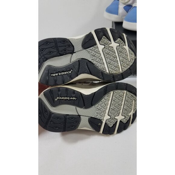 Toddler Sneakers Bundle: New Balance 990 Grey Size 4 Jordan 6 Retro Size 4 Vans - Picture 5 of 16